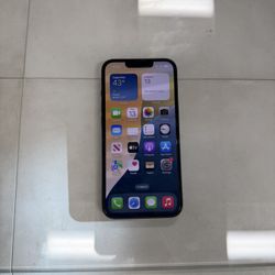 iPhone 13 – 128GB – Unlocked – Excellent Condition
