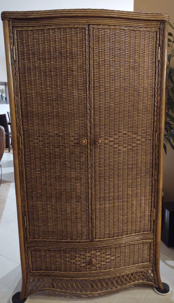 BAMBOO/WICKER WARDROBE/STORAGE CABINET WITH 4 SHELVES & ONE DRAWER