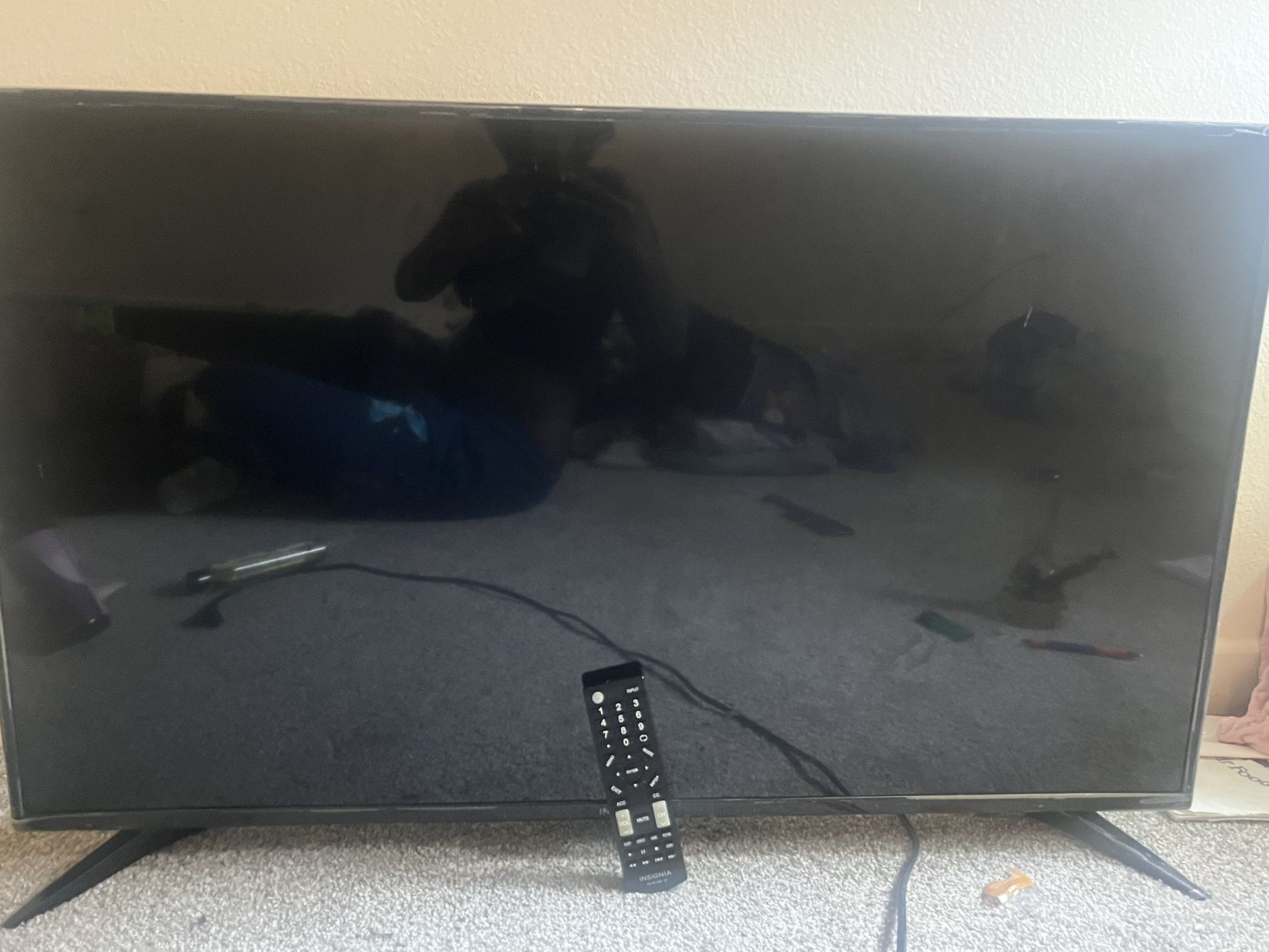 insignia (non smart tv)