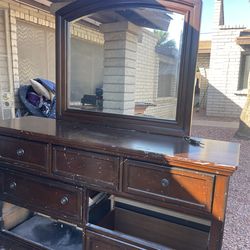6 dresser drawer and mirror