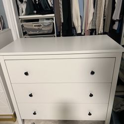 White Dresser With 3 Drawers