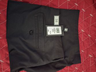 FOOTLOCKER SHORTS SIZE 38