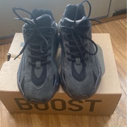 Yeezy 700 Wave Runner 