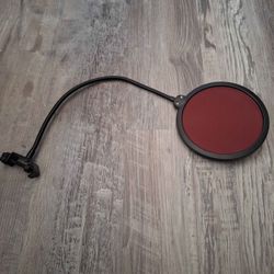 Red pop filter