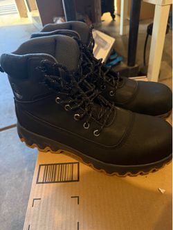 Peeldicou men work boots size 11