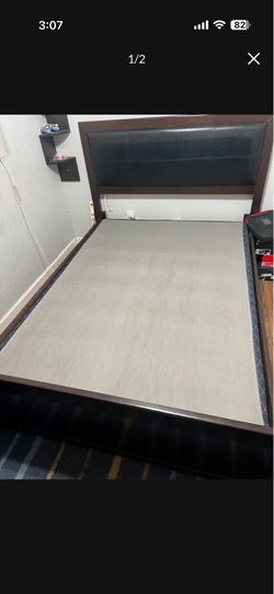 Full size bed