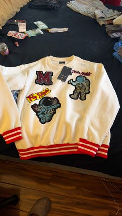 Regular sweater