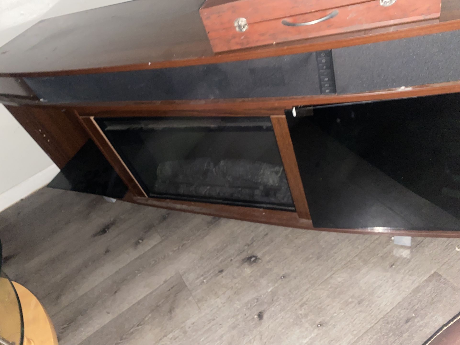 Tv Fireplace (negotiable)