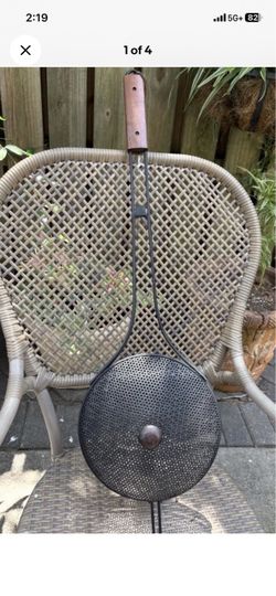 Vintage Campfire Popcorn Popper Cast Iron Wood Handle Fire Pit Camping