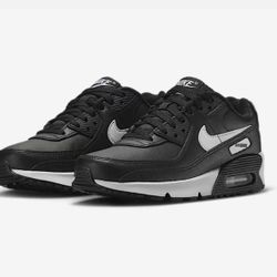 Nike Air Max 90 Little Kids Size 3Y 