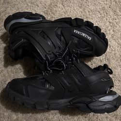 Balenciaga Tracks Worn Once 