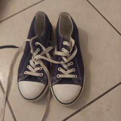 Converse Chuck Taylor Low-Top Sneakers
