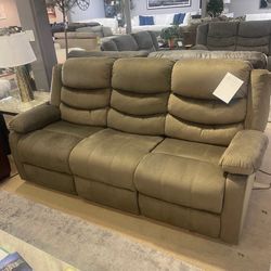 Jadaen Chocolate Power Reclining Sofa