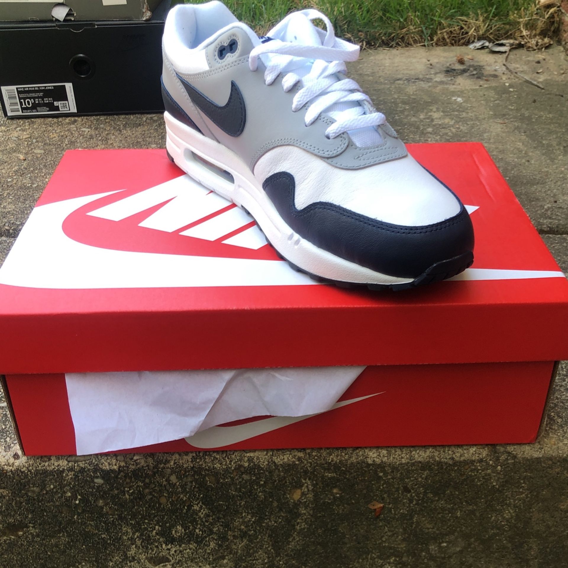 Nike Air Max 1 Lv8 Obsidian
