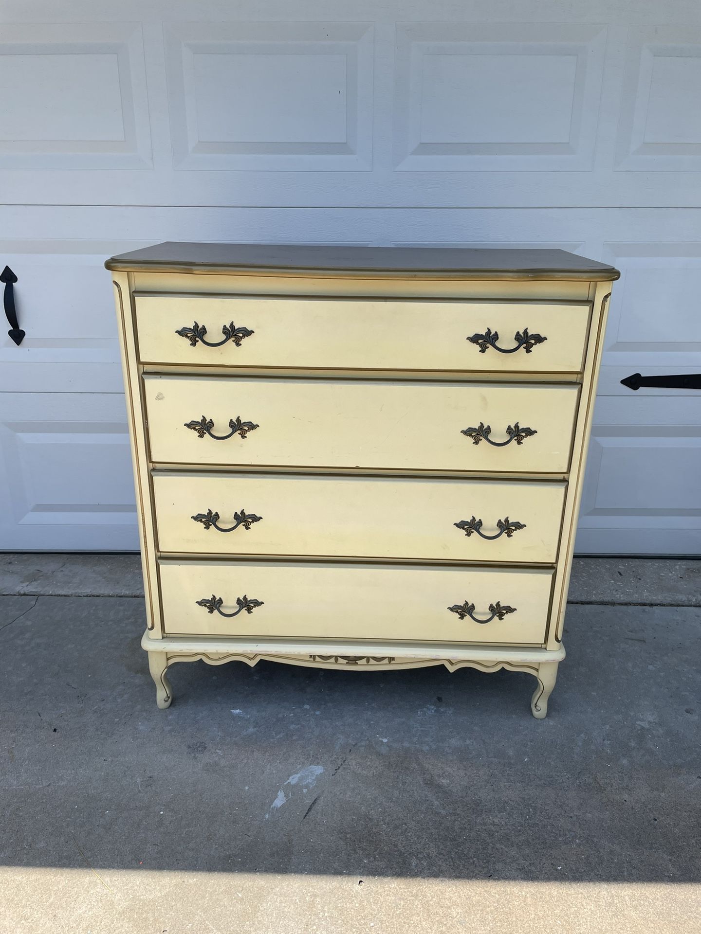 Four Drawer Dresser 