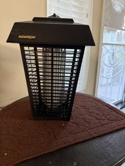 Flowtron Electronic Insect Killer