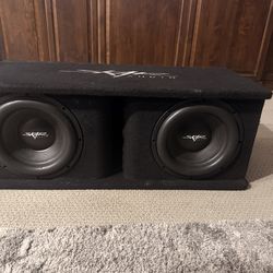 Skar Audio  12 inch subs