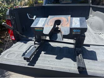Reese 5th wheel trailer hitch