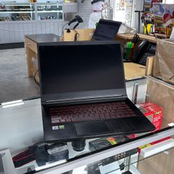 MSI laptop, Core I7 512GB