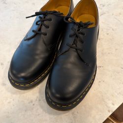 Dr. Martens Air Wave Men’s Leather Shoe / Low Boot Size 13