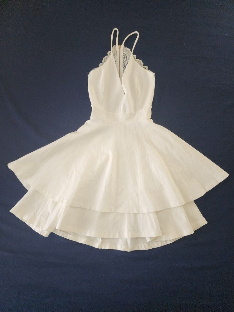 S size white dress, like new.