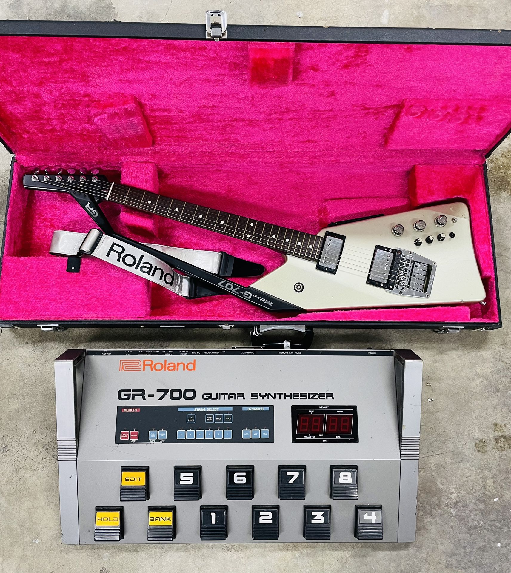 Roland GR-700 Guitar Synthesizer 