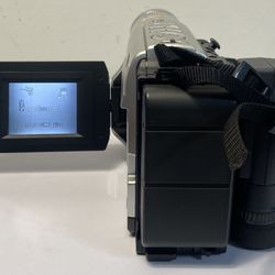 JVC Camcorder Compact VHS-C Video Camera Super VHS GR-SXM260U (#953)