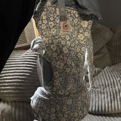 Baby Carrier (Ergobaby)