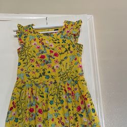 Yellow girls dress Sz 12/13 XL flowery.