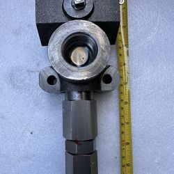 HRV10025 - In-Line Relief Valve, 1" NPT, 3000 PSI Max, 50 GPM Max Flow, Cast Iron for Truck and Trailer Hydraulic Systems