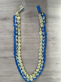 Simple Graduation lei