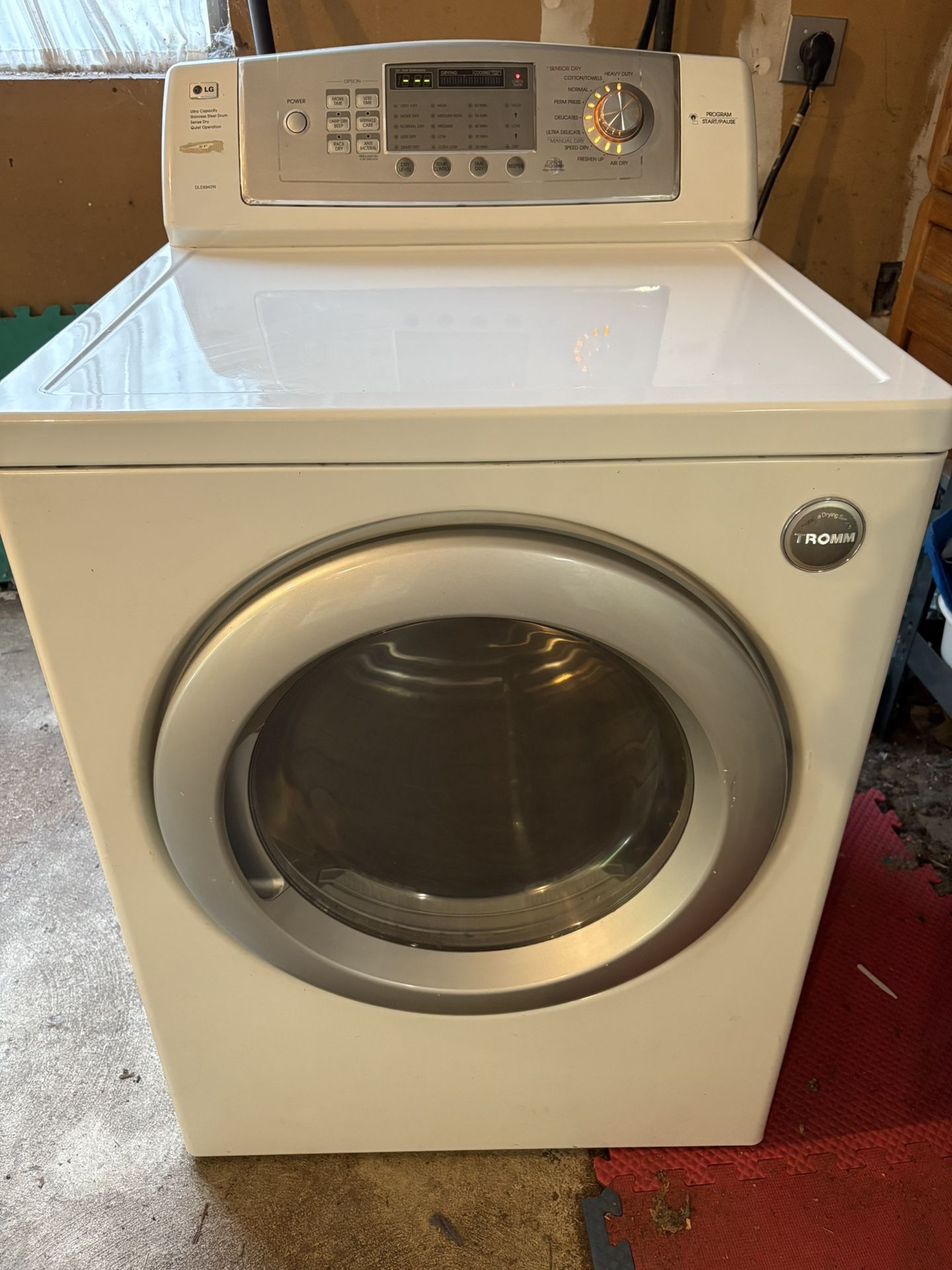 LG Tromm Dryer in Great Condition!