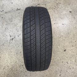 235/60R17 (x1)
