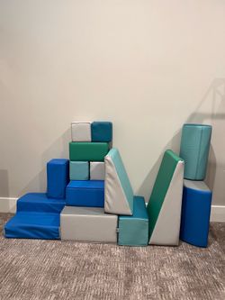 Toddler/kids climbing blocks