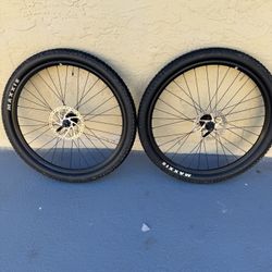 27.5 Wheels Tires Maxis 