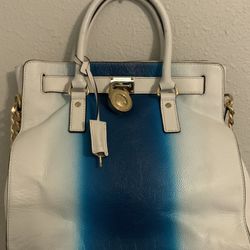 Gently Used Authentic Leather Michael Kors hand Bag $30