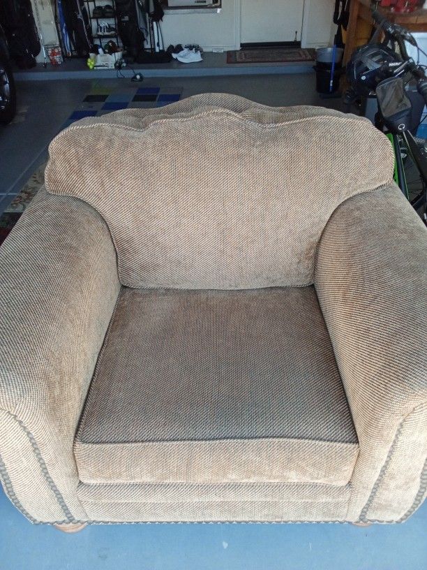 Casual Chair