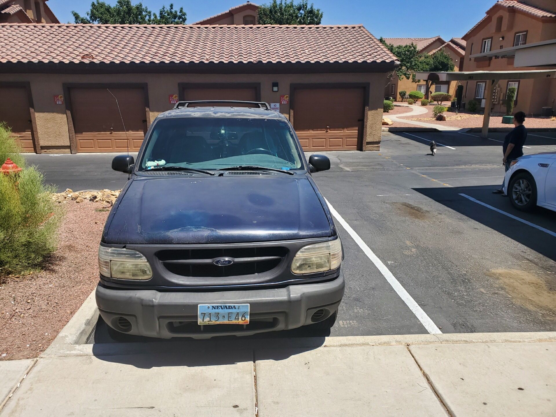 2000 Ford Explorer