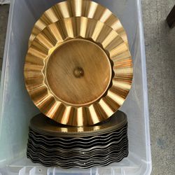 Party Plates And Table Covers 