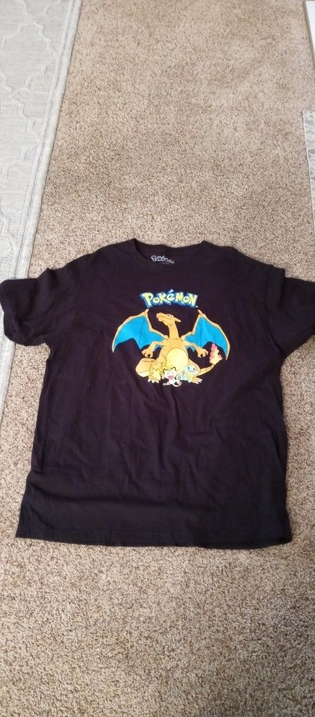 XL size Pokémon T-shirt 