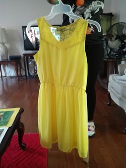 Yellow dress size 16