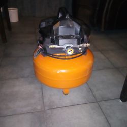 Ridgid 6 Gallon Pancake Air Compressor