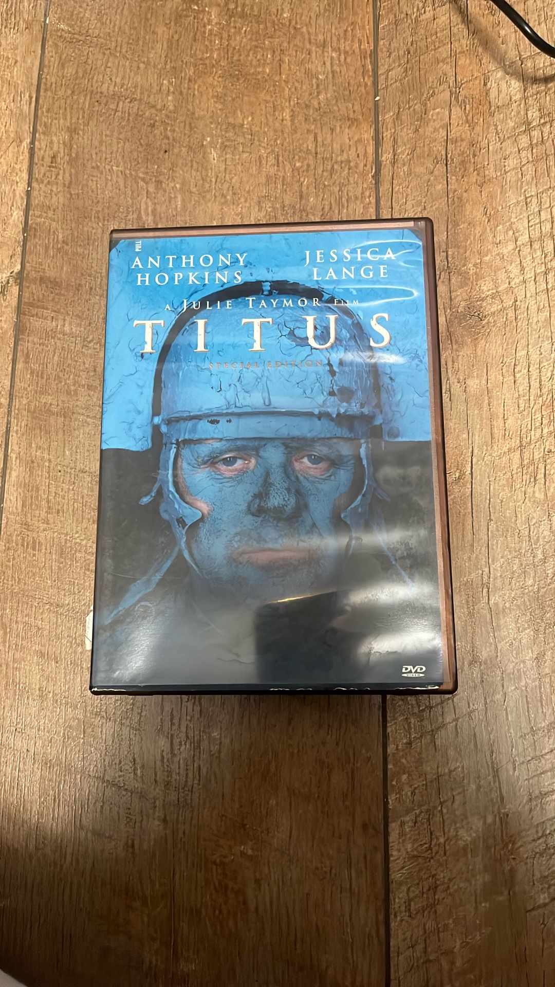 TITUS 2 Disc (DVD)