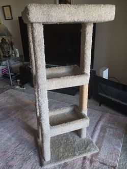 Beige Multi-Level Cat Tree.