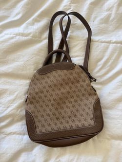 Vintage Dooney  & Bourke 90s backpack Original
