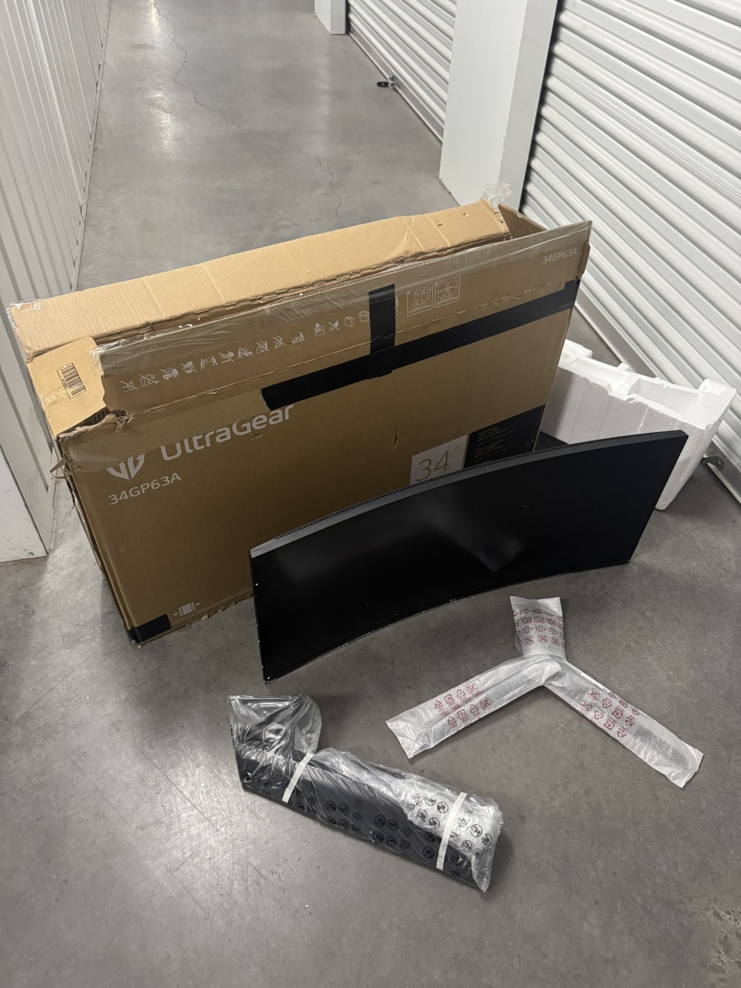 LG 34gn850-b Ultragear 34" QHD 3440x1440 21:9 Curved 160Hz Gaming Monitor