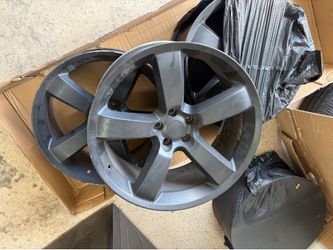 Factory 2012 Dodge 20in alloy rims
