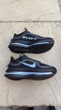 New Nike Pegasus premium black silver running shoes Women’s 5, Youth 3.5y