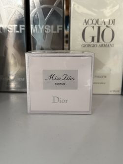 Dior parfum 1.2 Oz FIRM PRICE💕