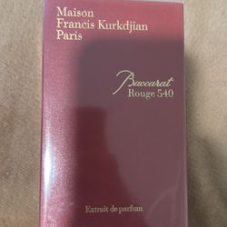 Baccarat rouge 540
